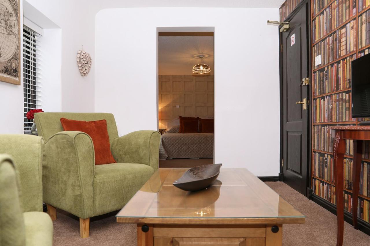 Rosehill House Hotel Бёрнли Экстерьер фото